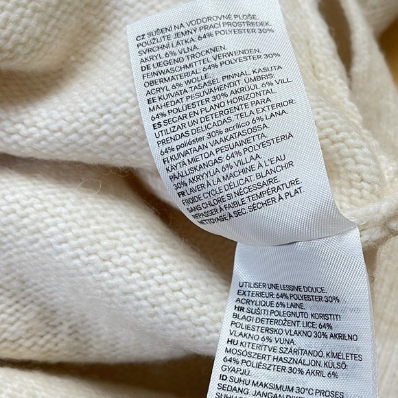 Pringle X H&M | Turtleneck Sweater Dress XS - Picture 6 of 13